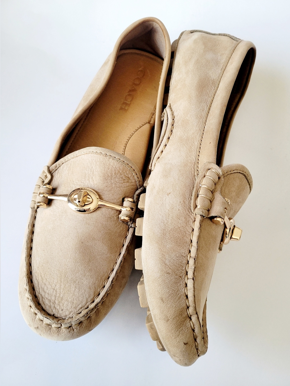 Coach Arlene Turnlock Tan Buttery Soft Suede/Nubuck Loafers/Driving Shoes US 9 - Picture 16 of 16